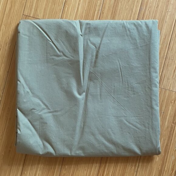 Never Used BROOKLINEN Classic Percale Flat Sheet — King - Picture 2 of 3